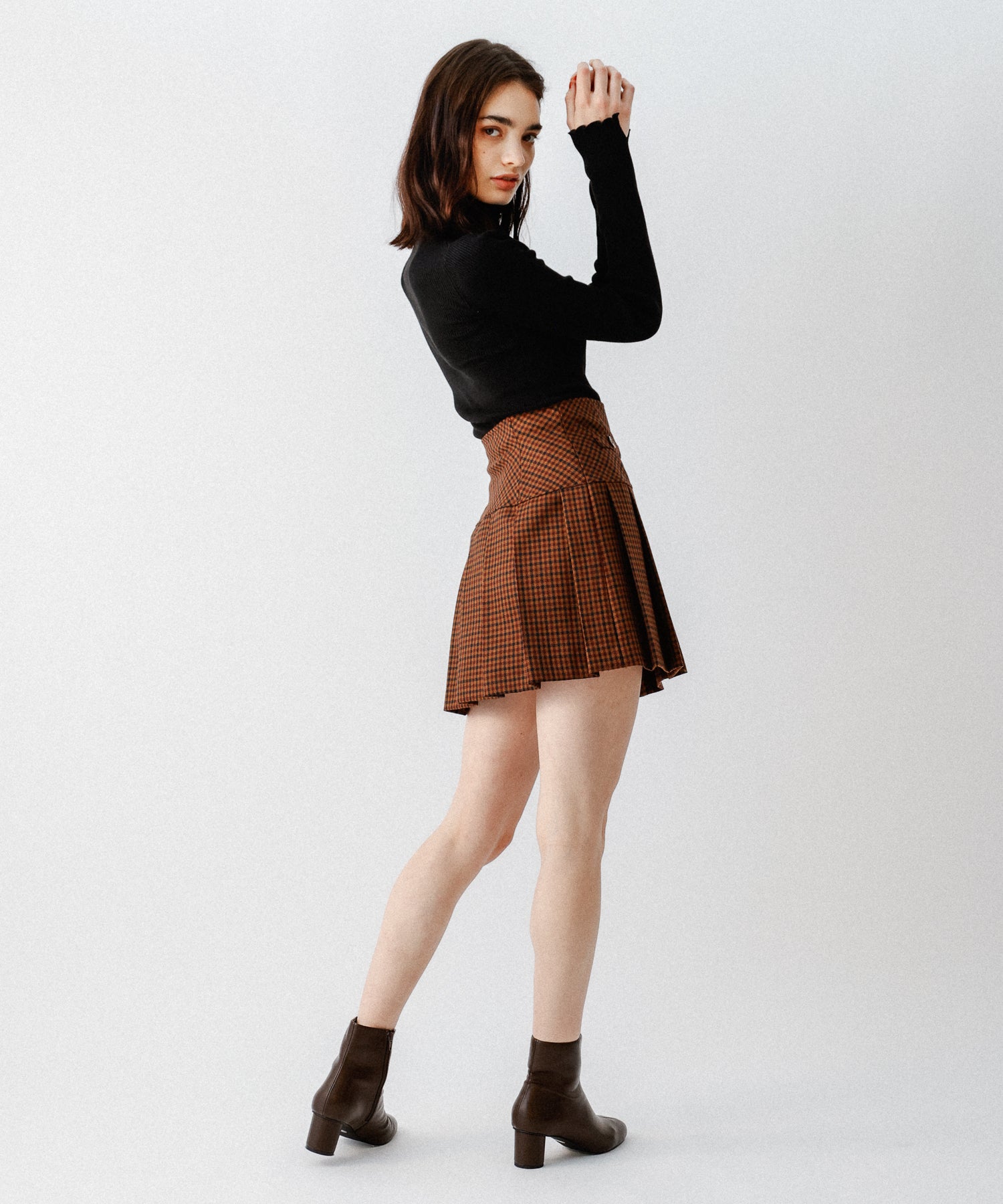 [Reservation] Pleated mini skirt