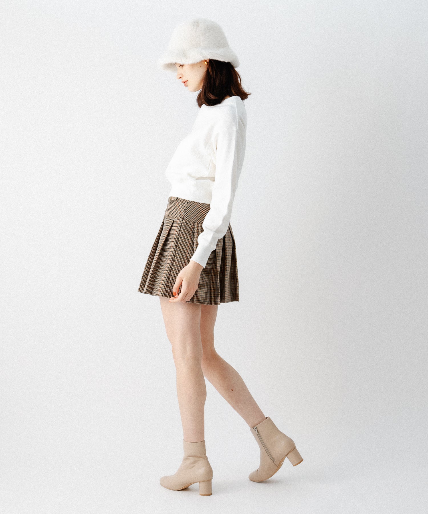 [Reservation] Pleated mini skirt