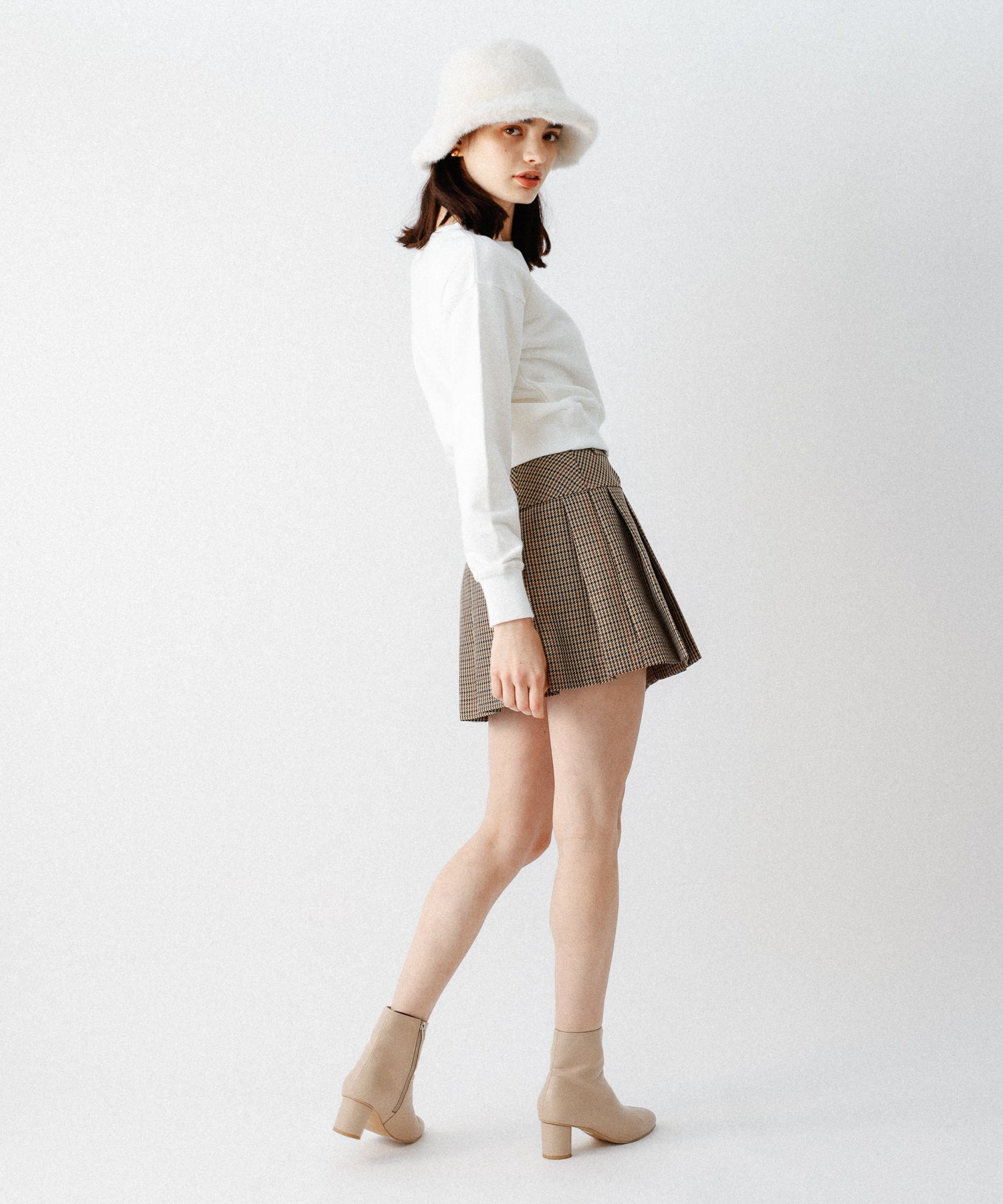 [Reservation] Pleated mini skirt