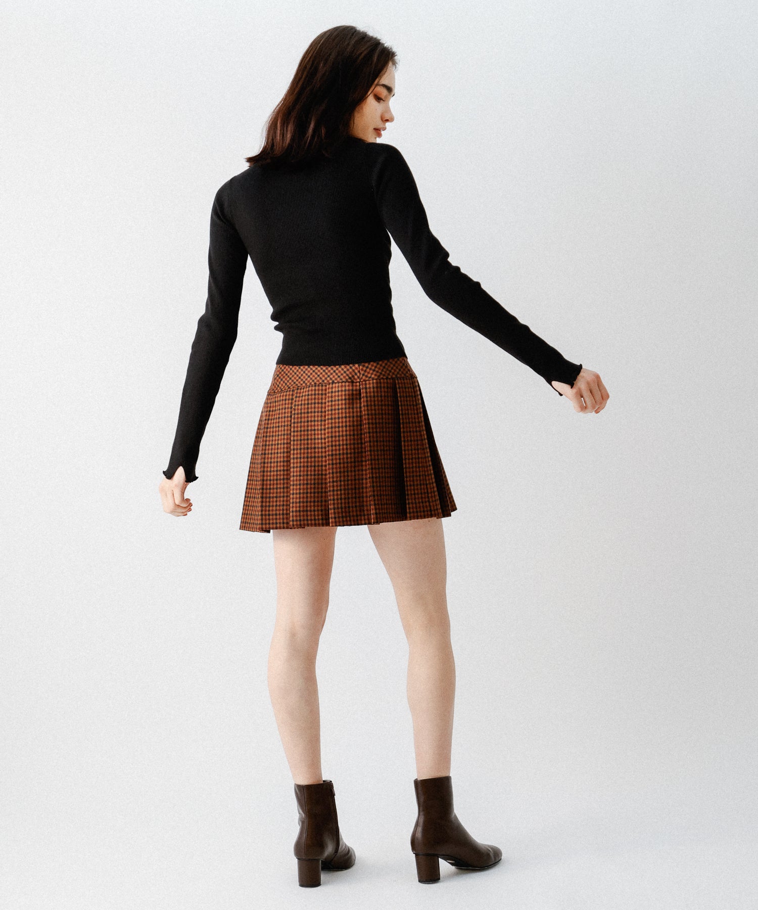 [Reservation] Pleated mini skirt