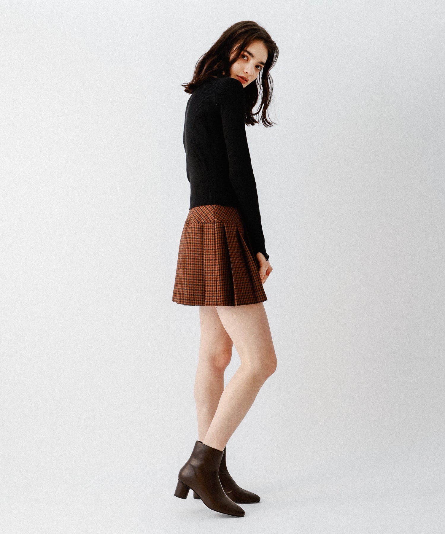 [Reservation] Pleated mini skirt