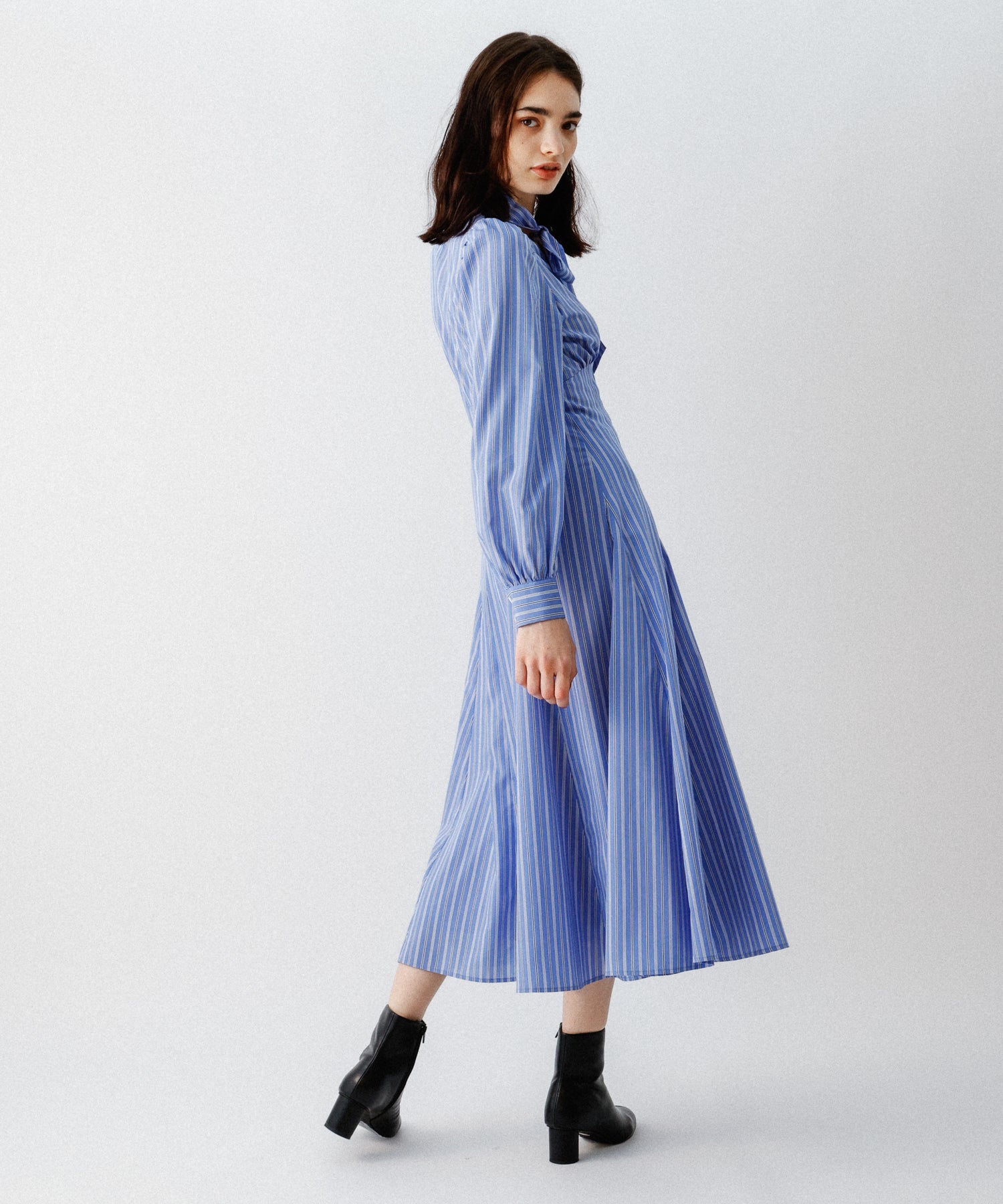 [Reservation] Stripe bow tai dress