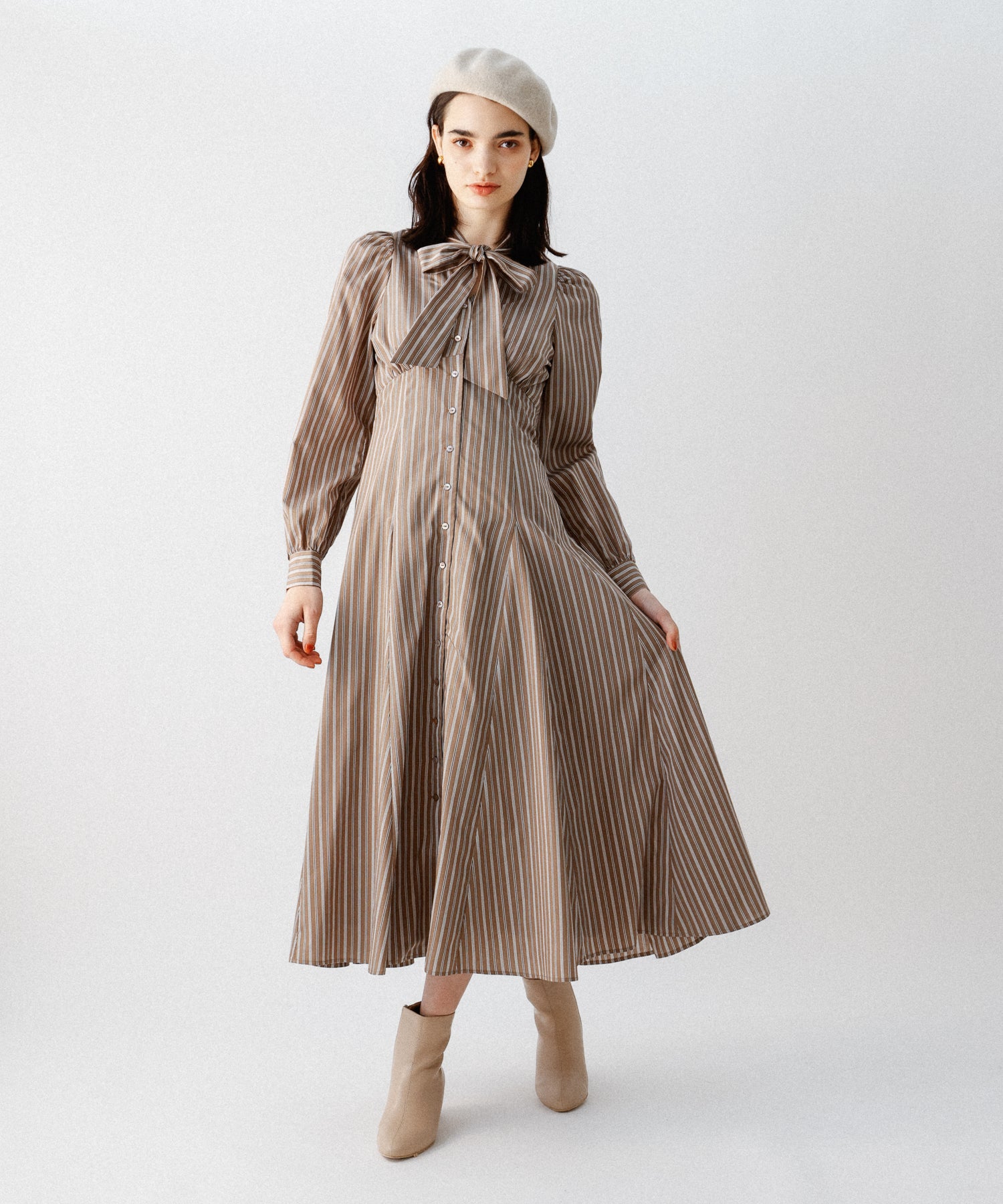 [Reservation] Stripe bow tai dress